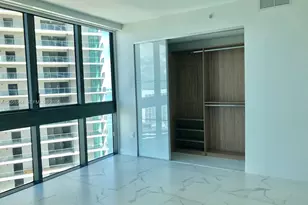 650 NE 32nd St, Miami, FL 33137 - Photo 3
