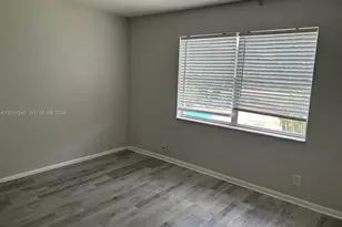 6100 S Falls Cir Dr, Lauderhill, FL 33319 - Photo 9