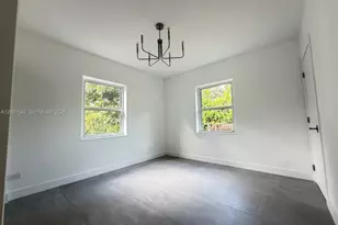 859 NE 115th St, Biscayne Park, FL 33161 - Photo 17