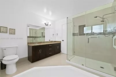 5741 W Waterford Dr, Davie, FL 33331 - Photo 19