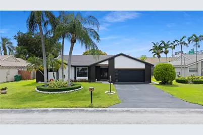 5741 W Waterford Dr, Davie, FL 33331 - Photo 1