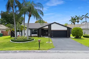 5741 W Waterford Dr, Davie, FL 33331 - Photo 1