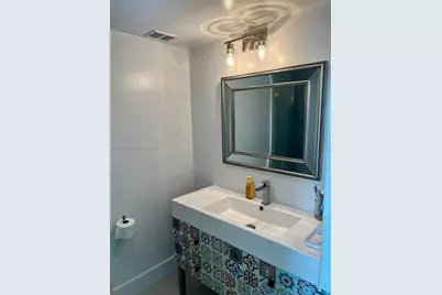 10000 W Bay Harbor Dr #503, Bay Harbor Islands, FL 33154 - Photo 9