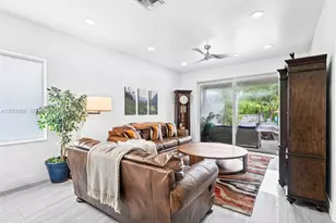 135 Catania Way, Royal Palm Beach, FL 33411 - Photo 25