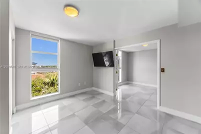 16590 NE 26th Ave #502, North Miami Beach, FL 33160 - Photo 9