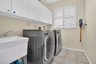 1164 Ginger Cir, Weston, FL 33326 - Photo 47