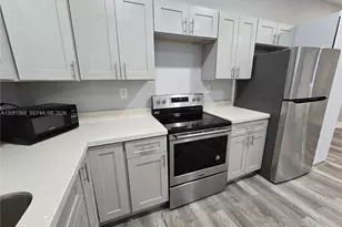 1629 SW 6th St, Miami, FL 33135 - Photo 15