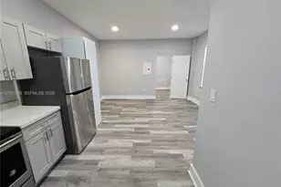 1629 SW 6th St, Miami, FL 33135 - Photo 11