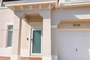 5724 NW 112th Pl, Doral, FL 33178 - Photo 1