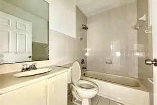9184 NW 119th Terrace, Hialeah Gardens, FL 33018 - Photo 5