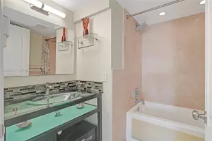9800 W Bay Harbor Dr, Bay Harbor Islands, FL 33154 - Photo 29