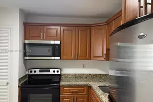 1401 NE 191st St, Miami, FL 33179 - Photo 3