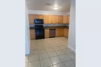 3173 Auburn Boulevard #202, Fort Lauderdale, FL 33312 - Photo 1