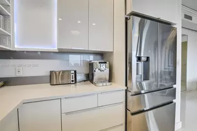 20335 W Country Club Dr #PH4, Aventura, FL 33180 - Photo 15