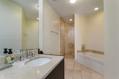 18201 Collins Ave #4209A, Sunny Isles Beach, FL 33160 - Photo 11