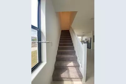 575 NE 208th Ter #575, Miami, FL 33179 - Photo 21
