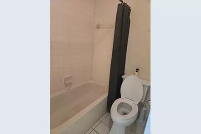 818 E Palm Run Dr #0, North Lauderdale, FL 33068 - Photo 7