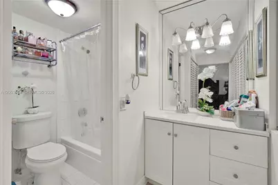 1755 W 60th St #D204, Hialeah, FL 33012 - Photo 19