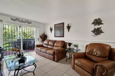 1755 W 60th St #D204, Hialeah, FL 33012 - Photo 5
