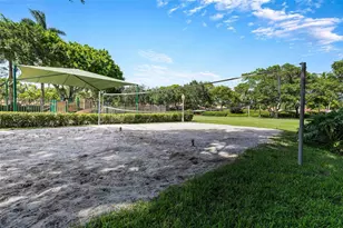 1045 Cedar Falls Dr, Weston, FL 33327 - Photo 47