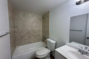 1400 NE 56th St, Fort Lauderdale, FL 33334 - Photo 23