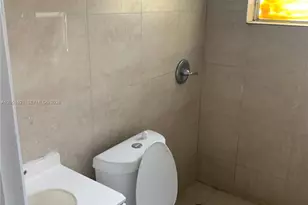 308 NW 9th St, Hallandale Beach, FL 33009 - Photo 21