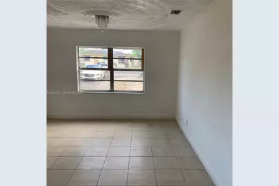 308 NW 9th St, Hallandale Beach, FL 33009 - Photo 13