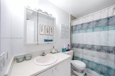 301 SW 86th Ave #101, Pembroke Pines, FL 33025 - Photo 13