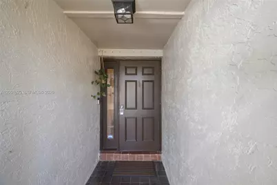 1630 NW 98th Ter, Pembroke Pines, FL 33024 - Photo 39