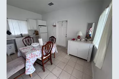 1239 N Victoria Park Rd #COTTAGE, Fort Lauderdale, FL 33304 - Photo 5