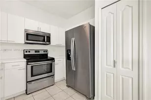 11416 NW 43rd Terrace, Doral, FL 33178 - Photo 11