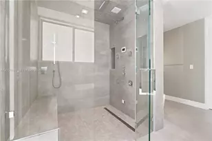 10420 SW 64th St, Miami, FL 33173 - Photo 35