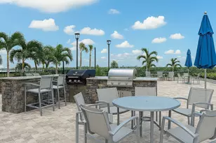 950 Hillcrest Dr, Hollywood, FL 33021 - Photo 13