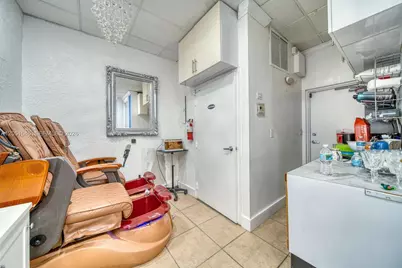 Full Service Beauty Salon Prime Location Close To Sunset Place, South Miami, FL 33143 - Photo 3