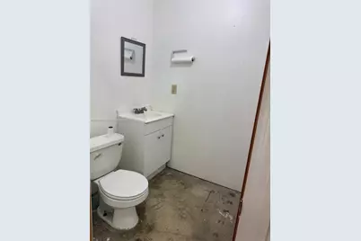 10411 NW 28th St, Doral, FL 33172 - Photo 5