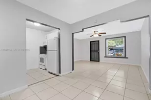 670 NE 130th St, North Miami, FL 33161 - Photo 11