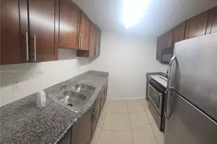 8950 SW 69th Ct, Pinecrest, FL 33156 - Photo 5