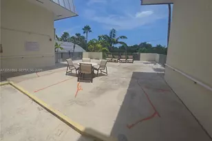 8950 SW 69th Ct, Pinecrest, FL 33156 - Photo 21