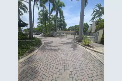 8950 SW 69th Ct #306, Pinecrest, FL 33156 - Photo 33