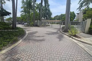 8950 SW 69th Ct, Pinecrest, FL 33156 - Photo 33