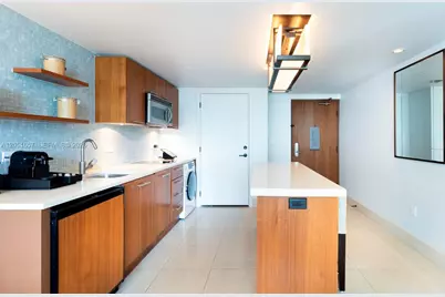 6801 Collins Ave #C414, Miami Beach, FL 33141 - Photo 11