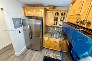 1945 NW 29th St, Miami, FL 33142 - Photo 5