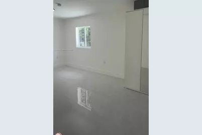 2480 NW 87th Ter, Miami, FL 33147 - Photo 23