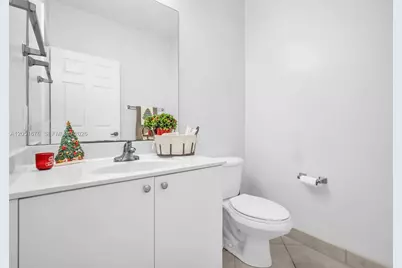 1058 Tupelo Way, Weston, FL 33327 - Photo 35