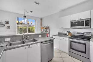 1058 Tupelo Way, Weston, FL 33327 - Photo 17