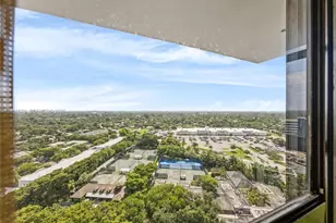 2000 Towerside Terrace, Miami, FL 33138 - Photo 17