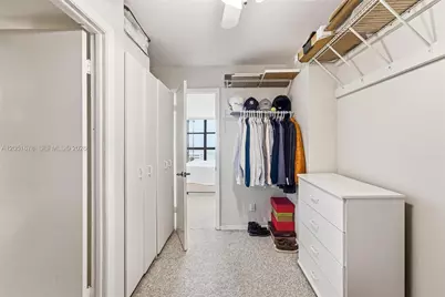 2000 Towerside Ter #1911, Miami, FL 33138 - Photo 25