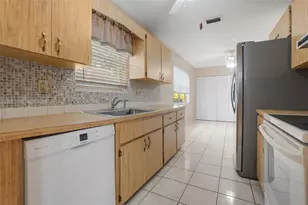 2917 McKinley St, Hollywood, FL 33020 - Photo 11