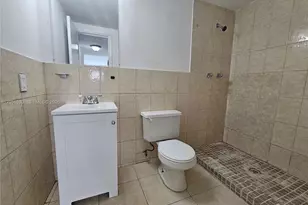 3610 NW 21st St, Lauderdale Lakes, FL 33311 - Photo 9