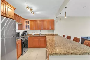2500 Parkview Dr, Hallandale Beach, FL 33009 - Photo 7